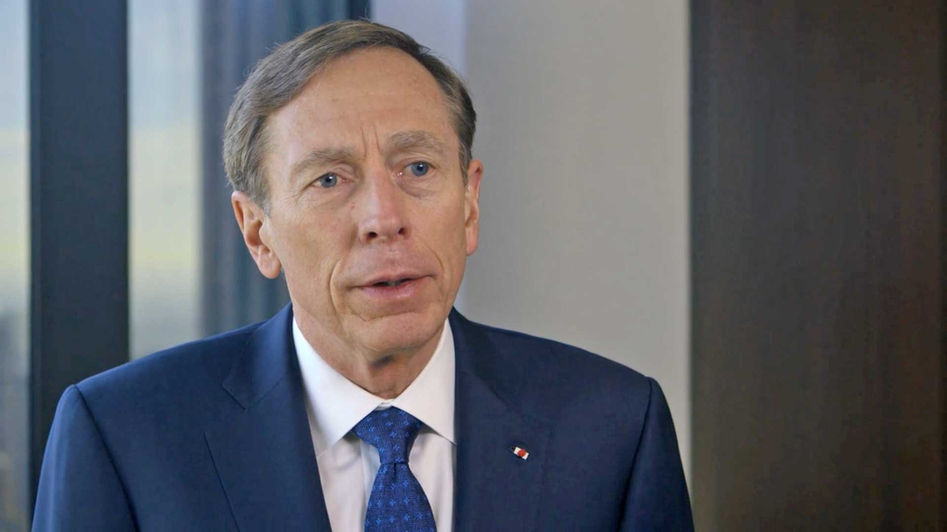 David Petraeus Dolazi Na SBF