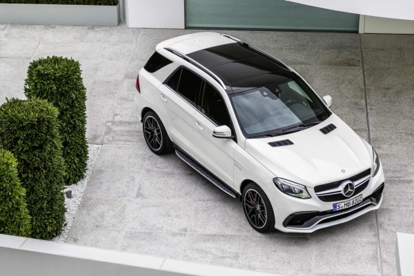 'Mercedes' Vodi Na Top Listi 10 Najskupljih Automobila Uvezenih U BiH