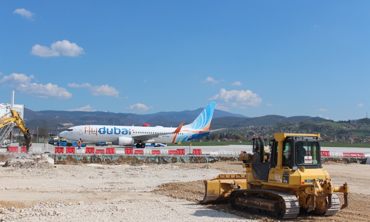 Rekonstrukcija Zrakoplovne Parkirne Platforme Na Međunarodnom Aerodromu Sarajevo