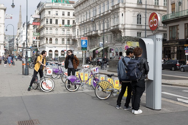 U Beču Potrebno Sve Više Biciklističkih Parkirališta