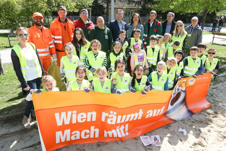 Beč: U Akciji čišćenja Učestvovalo 17.000 Građana