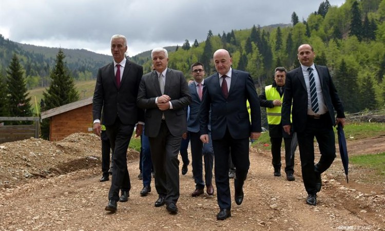 Otvoreno Euro-Asfaltovo Gradilište U Crnoj Gori
